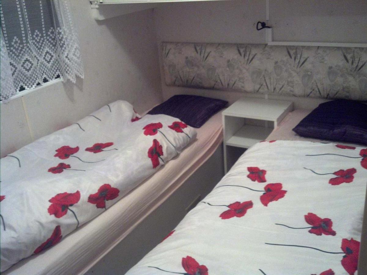 Mobilni Dum U Goldy Hotel Ceska Skalice Exterior photo